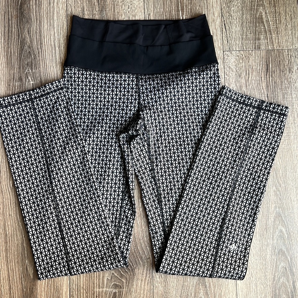 Lululemon Straight Up Geo Silver Spoon Pant leggings